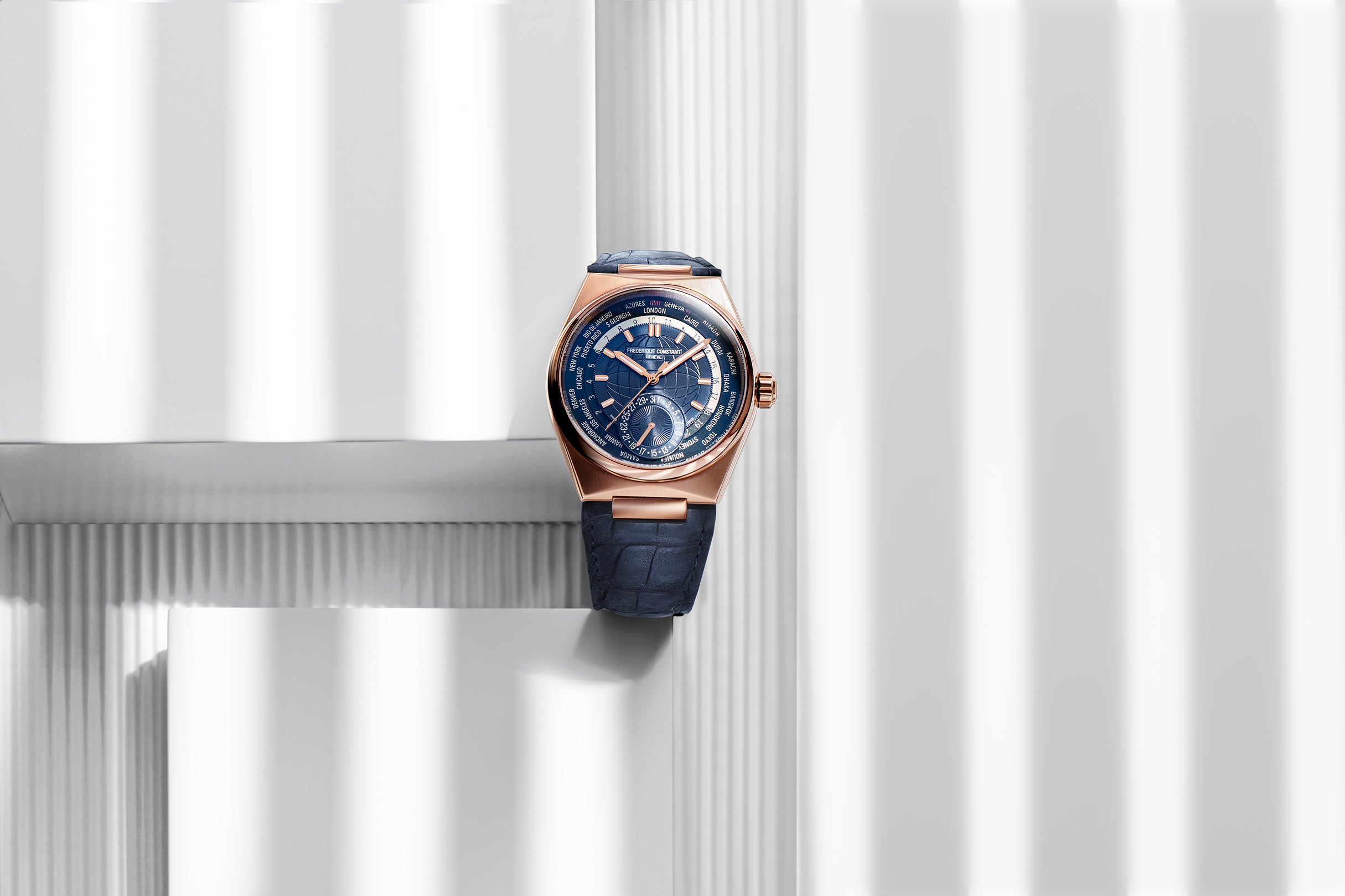康斯登35週年 Highlife Worldtimer 自製機芯世界時區腕錶 by SwissP