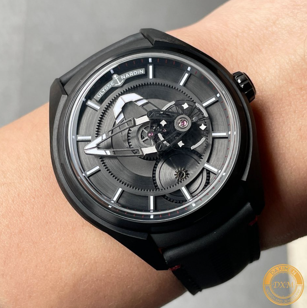 ULYSSE NARDIN雅典 | FREAK X 羅素條狀機芯